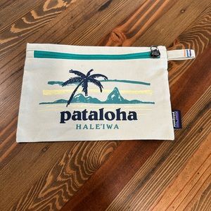Patagonia Canvas Zippered Pouch